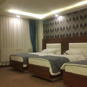 Konfor Üç Kişilik Oda